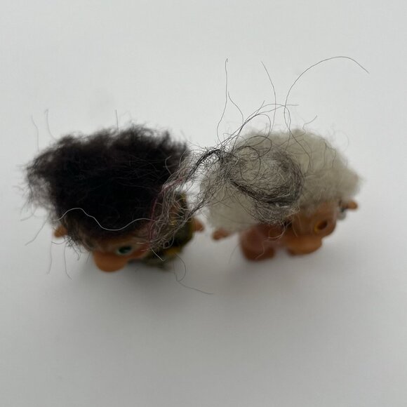 Vintage 60s Uneeda Wishnik Troll Dolls Set Horseshoe U.S Army Clothes White Hair - Picture 5 of 6